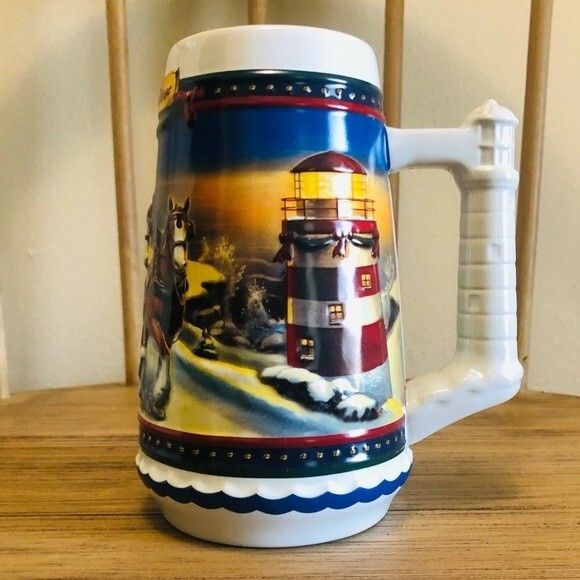 Vintage Budweiser 2002 Holiday Beer Stein “Guiding The Way Home” - Picture 5 of 10